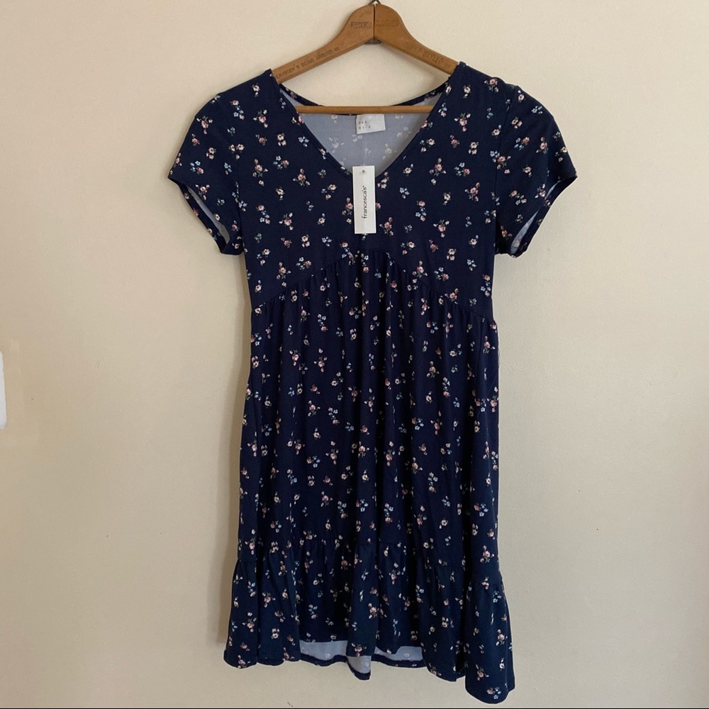 *NWT* Francesca’s & Dee Elly Navy Blue Floral Dress